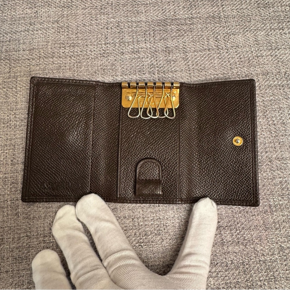BVLGARI 6-Hook Key Holder – Brown Grained Leather – Made in Italy - Picture 11 of 14